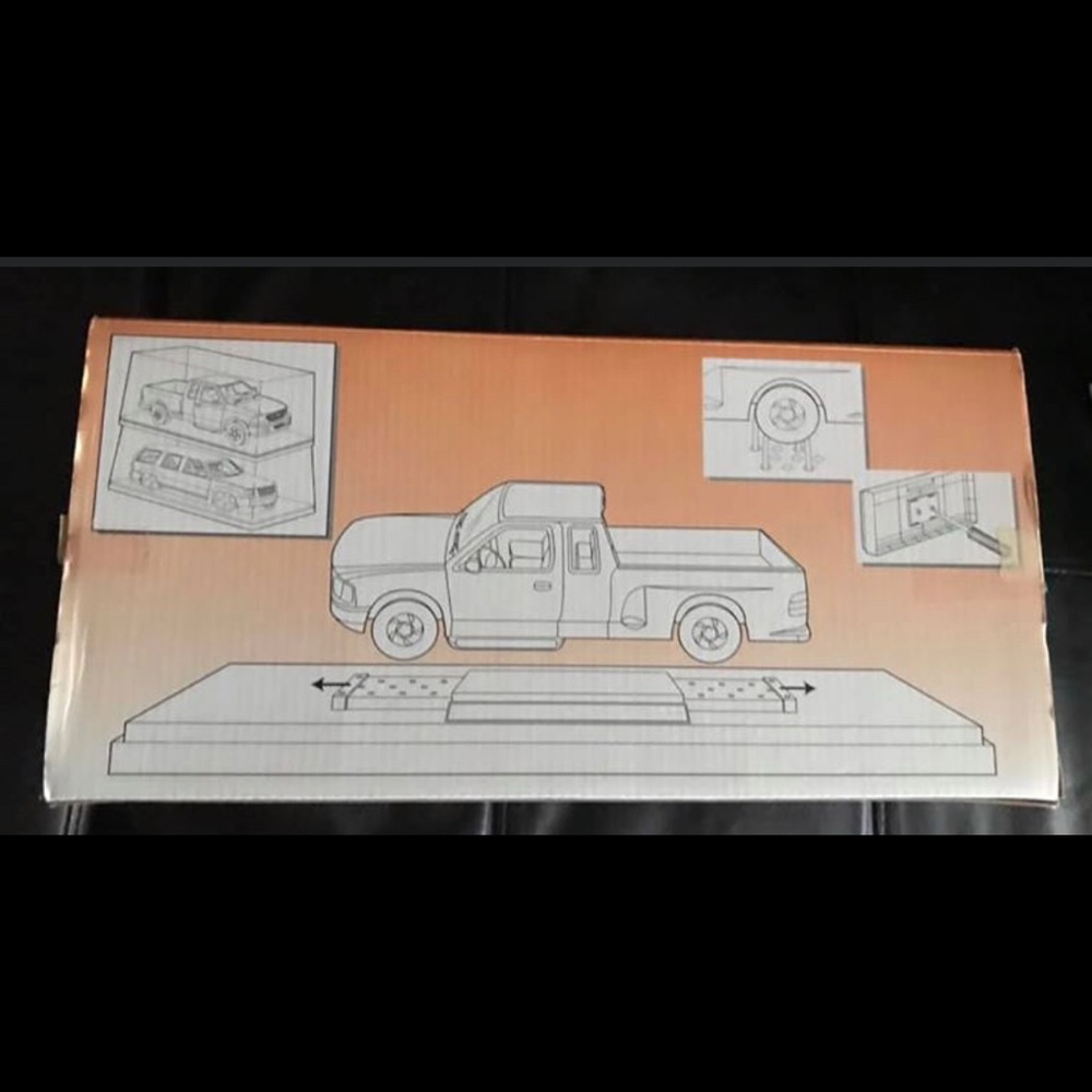 Show Case for Model car - Picture 2 of 3